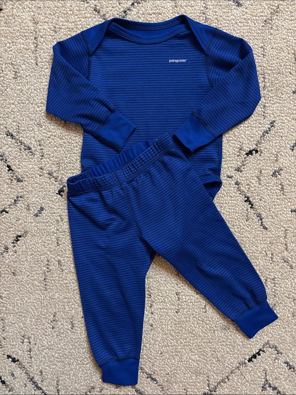 Patagonia kids base layer (12m)
